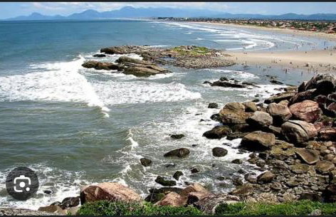 Itanhaém pé na areia com piscina - Foto 7