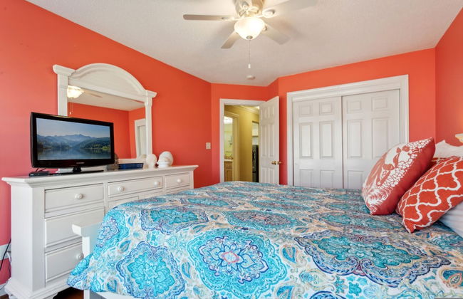 Coastal Escape w Pool Pool Table Walk to Beach - Foto 77