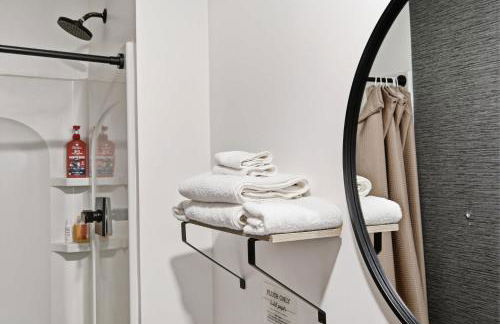 Charming Historic Foursquare Home 4BR Backyard - Foto 35