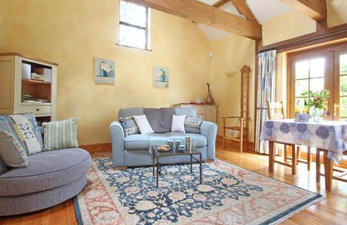 Summer House - Photo 3