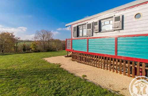 Roulotte climatisée avec piscine et jardin - FR-1-622-54 - Photo 8