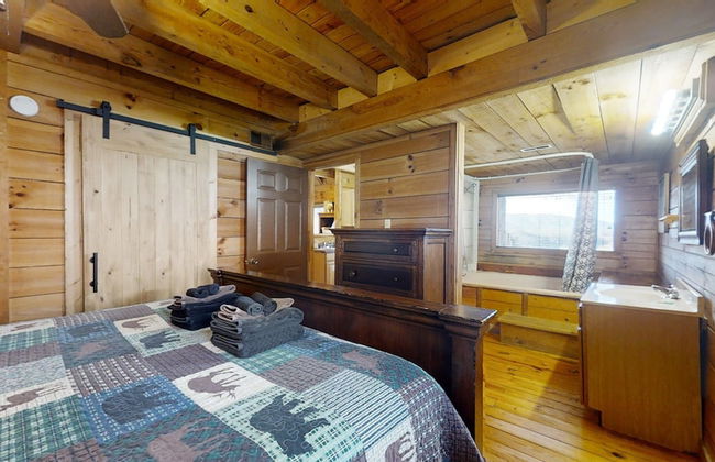 Adelaide's Den 2 Bedroom Cabin by RedAwning - Foto 5