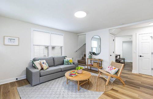 Casa del Sol – Game Room, Firepit & Walk to Beach! - Foto 3