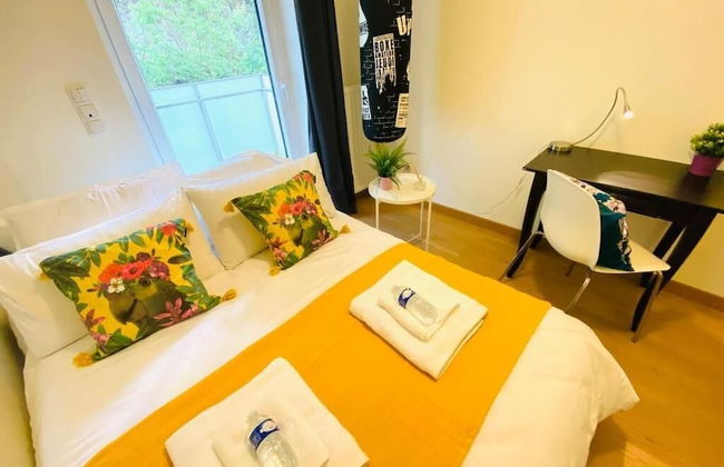 Large 3bedrooms with Terrace and Parking - Photo 2