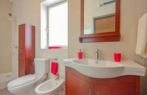 Villa Coridigo - Unique High Position, Panorama Nature View, Cozy Dining Terrace, Fenced Property - Foto 88