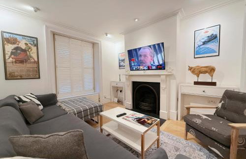 Luxury 3BRs Home, Spacious and Cozy in Victoria - Foto 1