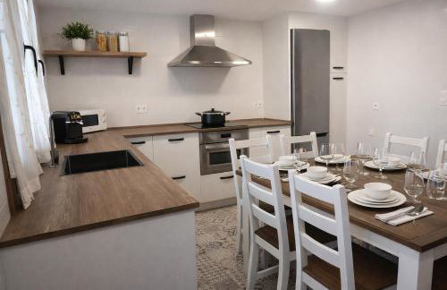 VIVIENDA RURAL PEROTXENEA LANDETXEA - una casa rural con jardín y barbacoa ideal para grupos y familias que quieren descubrir y disfrutar el norte de Navarra - Foto 7
