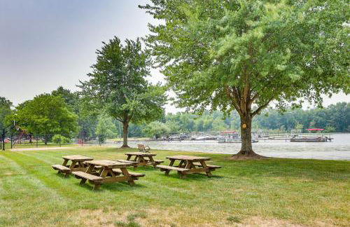 Chippewa Lake Cottage with Fire Pit! - Foto 29