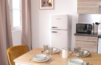 Le Nayrac l Hypercentre l Parking privé - Photo 2