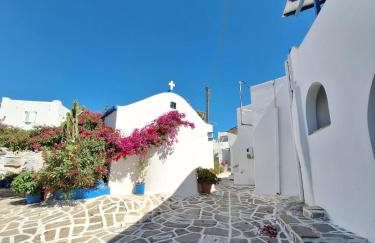 Maroussa s guesthouse - Photo 29