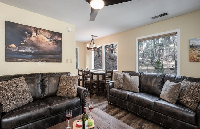 Midtown Riverfront by Ruidoso Vacation Rentals - Foto 59