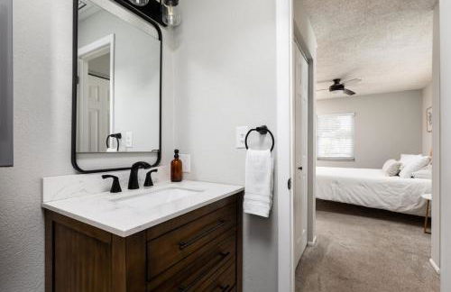 Palm House~Heated Pool~8 min to Beach - Foto 14