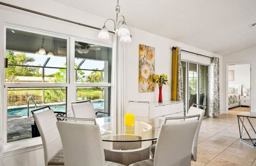 Newley Built Oasis Heated Pool Waterfront retreat - Foto 9