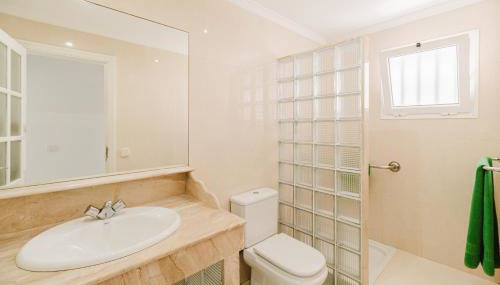 CORONA MAR APARTMENTS - SELECT ADULTS (+16) - Foto 1