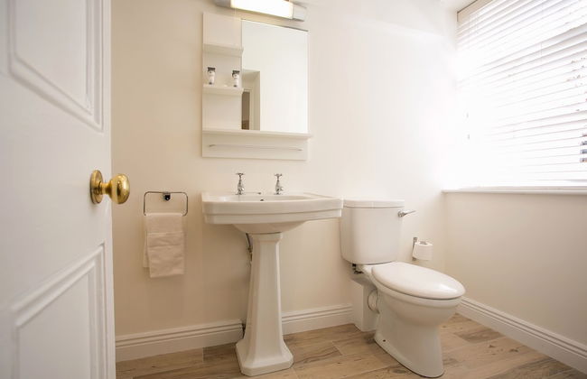 Ballsbridge Apartments - Photo 29