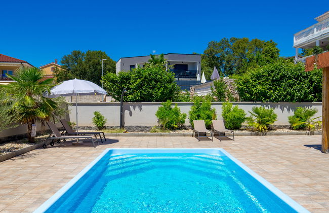 Villa Mira - Photo 37