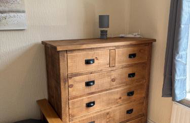 Large Traditional, Sleeps 8, 2 baths, Train, Tram, Pubs, Hucknall - Foto 21