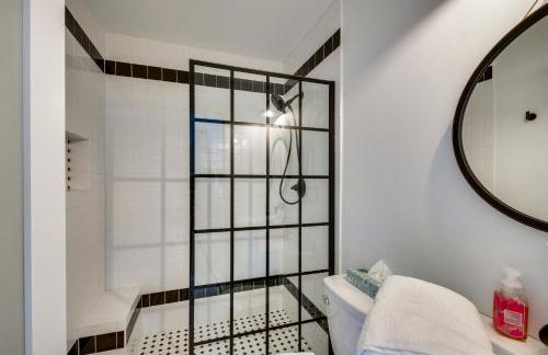 Modern Altavista Farmhouse with Countryside Views - Foto 17