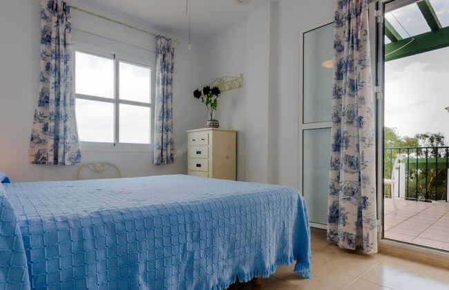 Rotonda I 88 in Conil de la Frontera - Photo 11