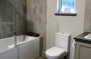 Leverets - Squirrel Lane Lodges Ludlow - Photo 15