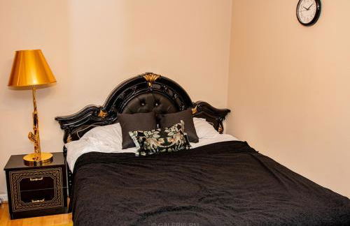 2bed Flat with private parking - Foto 10