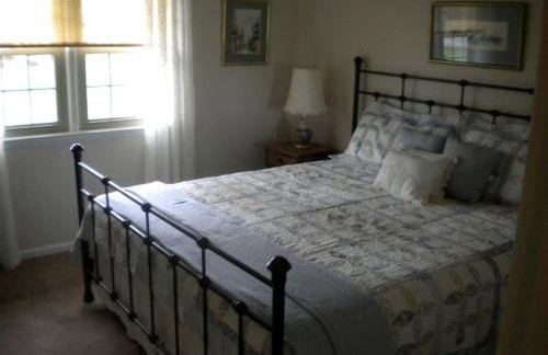 Idyllic Beachfront Vacation Rental on the Shores of Lake Erie in Northern Ohio - Foto 12