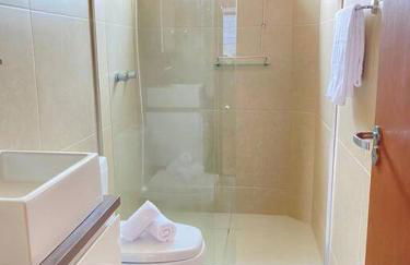 Apartamento Completo 2 Quartos com AC em Blumenau à 10min Vila Germânica, Tv a cabo e Premiere, ideal para família, Fácil acesso para Pomerode - Foto 16