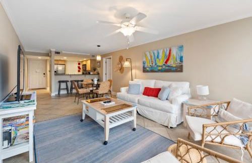 Fun 2 bed/2 bath condo with pool on Biloxi Beach - Foto 2