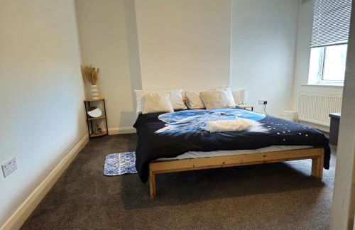 N&M Lodge Dunstable lodge with Free Parking - Photo 4