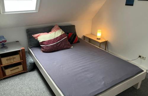 Gemütliches Ferienhaus 70qm mit Garten Sitzecke Grill 5 Minuten zum See - Foto 18