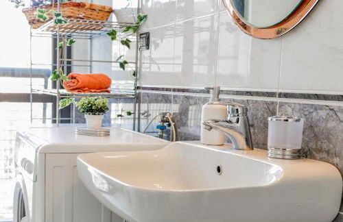 H11 [Colombo 51] Vista Mare - Centro - Foto 20