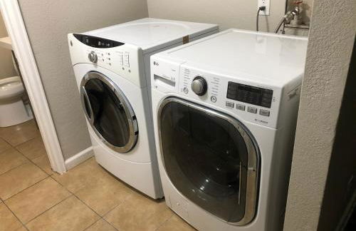 MileHi Vacation Home Pet Friendly - Foto 31