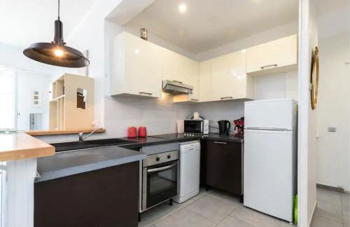 Beautiful & spacious 2 bed Apt near Nice Center - Photo 6