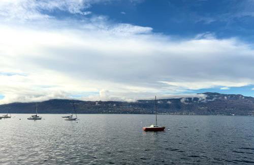 Luxury Lakefront Villa on Lake Maggiore with Private Beach - Photo 2