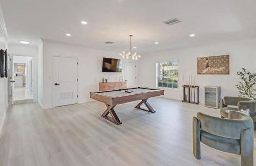 Solara: Waterfront Estate, Pool, Dock, Private Guest Suite - Foto 46