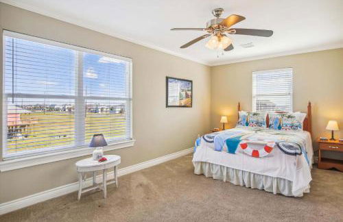 Cottage By The Sea by Ryson Vacation Rentals - Photo 24