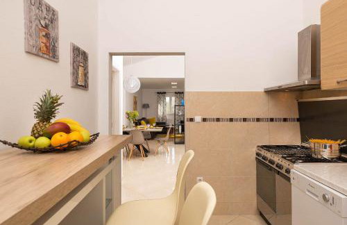 Charmante Villa mit privatem Pool, Klima, Sonnenliegen, Terrasse und Grill - Foto 12