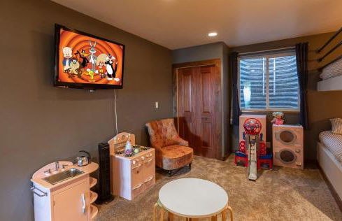 Peaks Paradise - Mtn Views - Hot tub - Game room - Foto 37