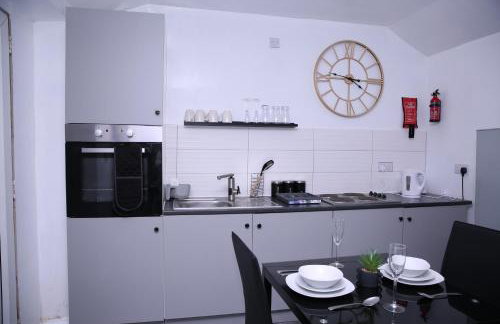 The Lodge Oldham - Photo 12