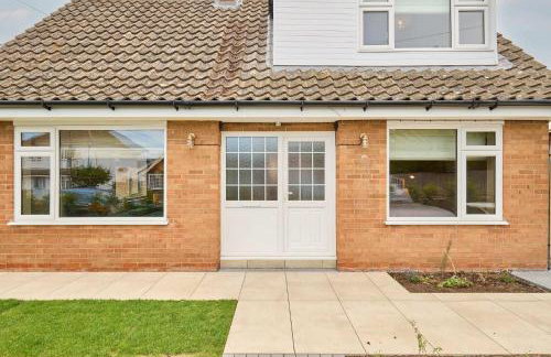 The Beach House - Photo 38