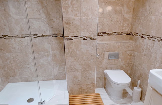 Beautiful 3 Bedroom Apartment in Bournemouth - Foto 19