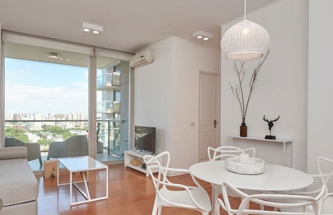 Torre Montagna I Stylish 1BR With Balcony in Nu ez - Foto 1