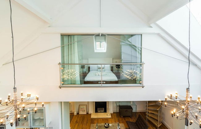 Unique 2 Bedroom Converted Artist's Studio - Foto 1