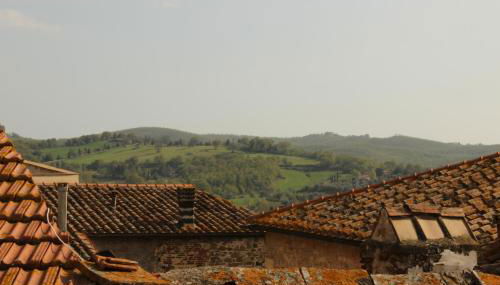 Trilocale nel centro storico - Foto 4