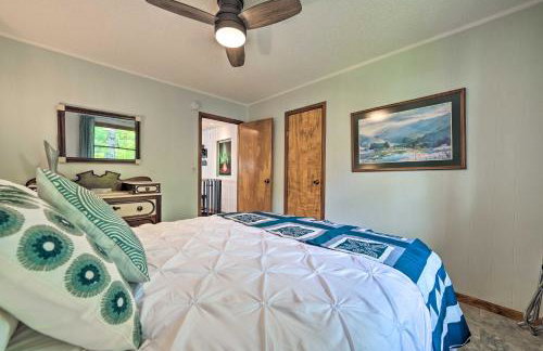 Northern Nights Beachfront Cottage in Kalkaska - Foto 12