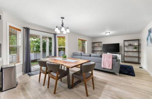 Spacious 4 bed near park/trails - Foto 29