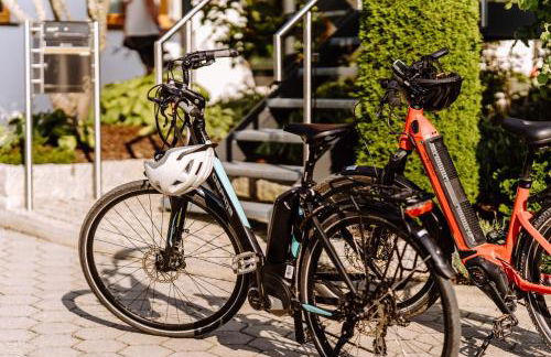 Ferienwohnung König Ludwig - Modernes Design-Apartment für Paare und Genießer am Starnberger See by LIVARIA - Foto 48