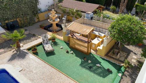 Luxury Beachfront Villa in La Perla - Foto 4, Garden, Garden view