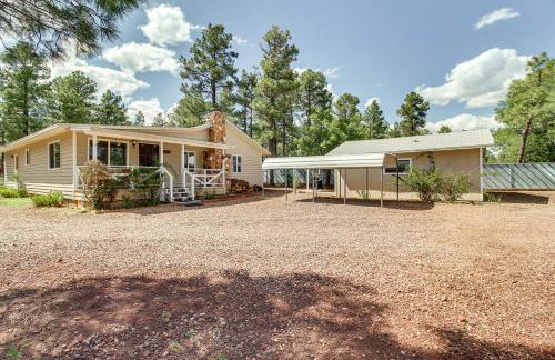 Furnished Porch and Gas Grill Lakeside Cottage Stay - Foto 1