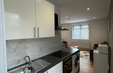 MK Apartments, Chorlton, Manchester Car Park - Foto 11